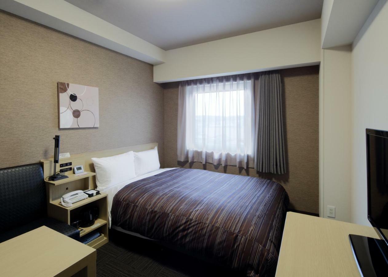 Hotel Route-Inn Kanuma Inter Екстериор снимка